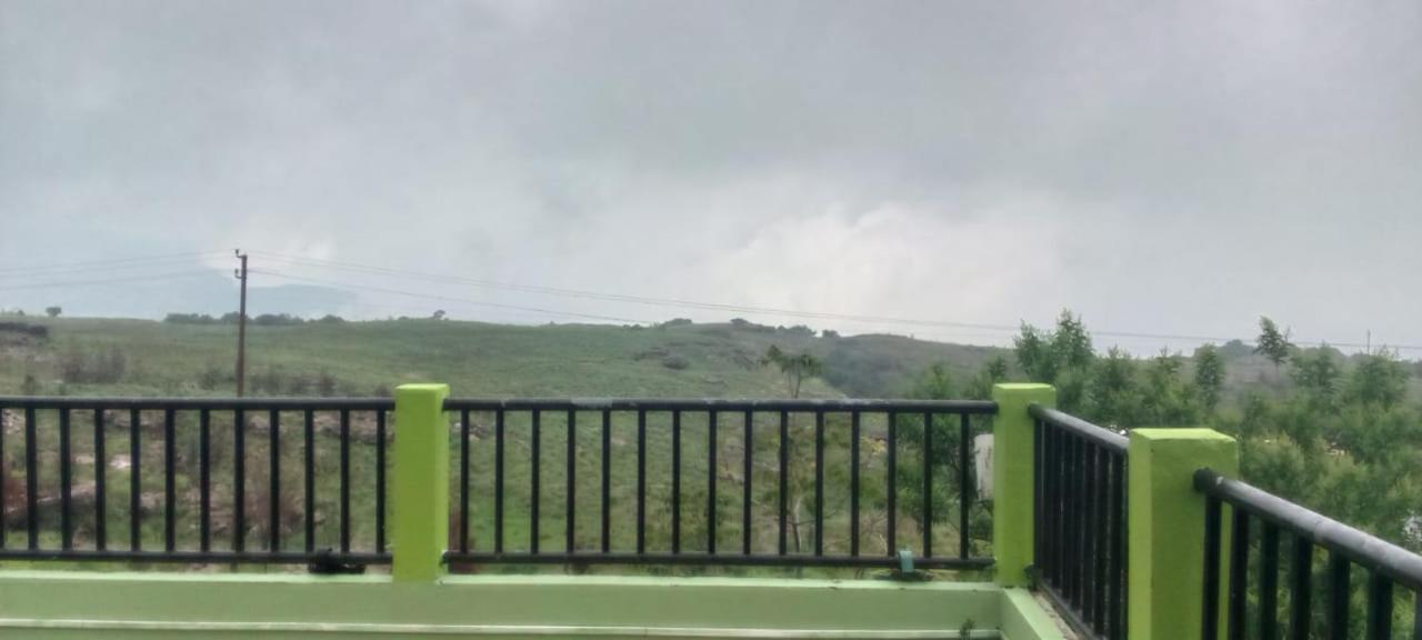 Abode Me Me Ai Haven Hotel Cherrapunji Bagian luar foto