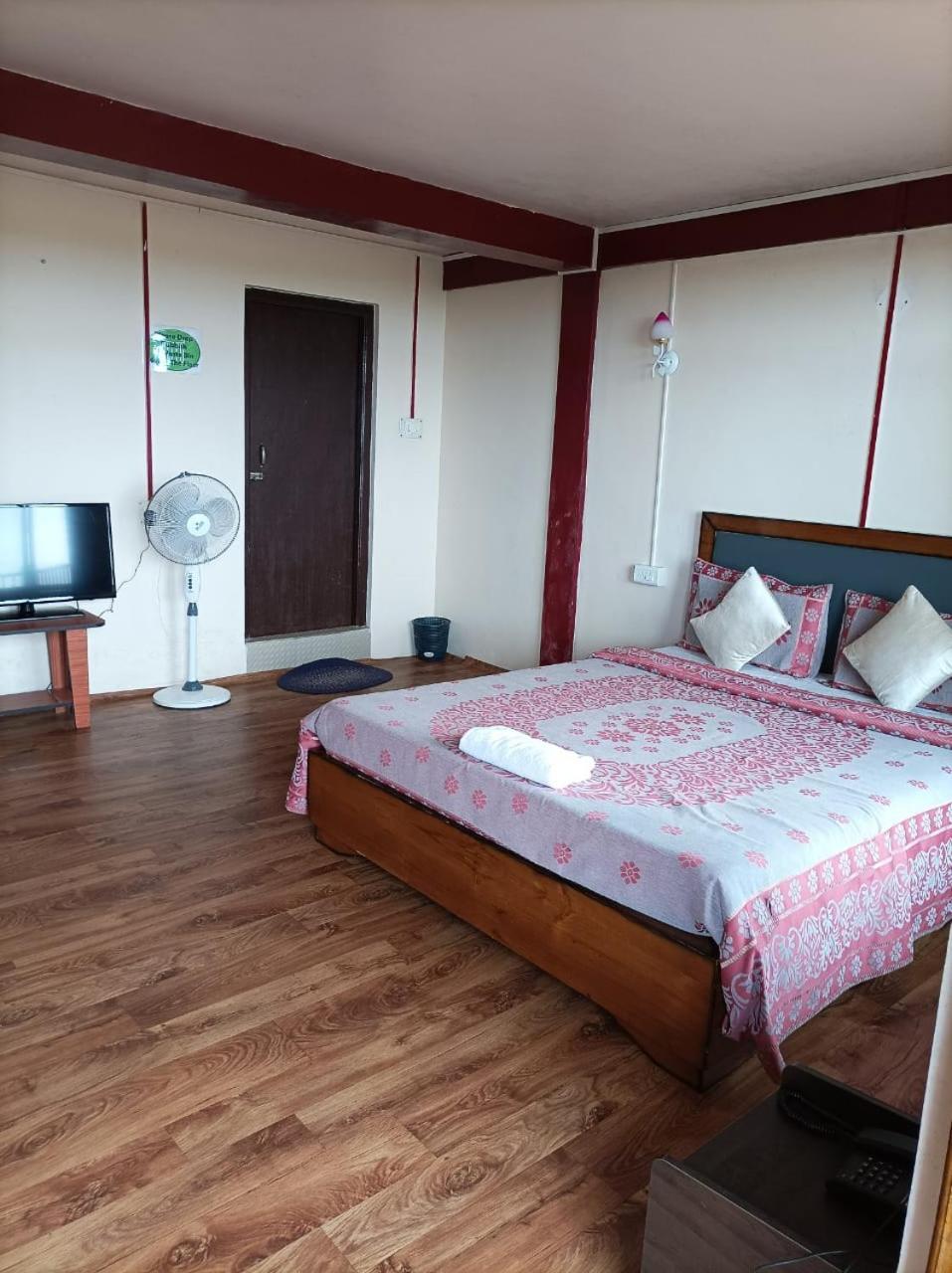 Abode Me Me Ai Haven Hotel Cherrapunji Bagian luar foto