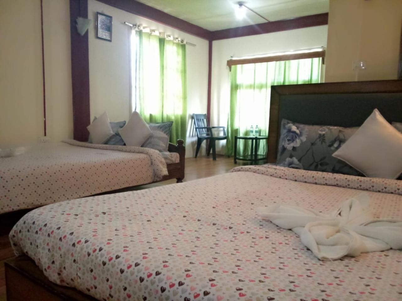 Abode Me Me Ai Haven Hotel Cherrapunji Bagian luar foto