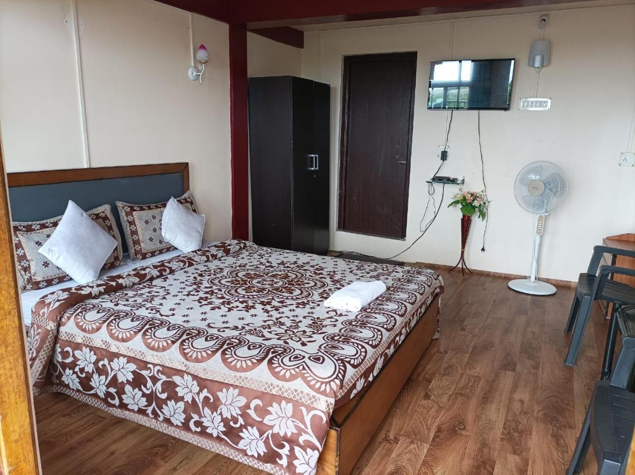 Abode Me Me Ai Haven Hotel Cherrapunji Bagian luar foto