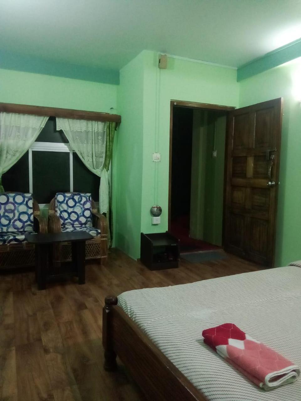 Abode Me Me Ai Haven Hotel Cherrapunji Bagian luar foto